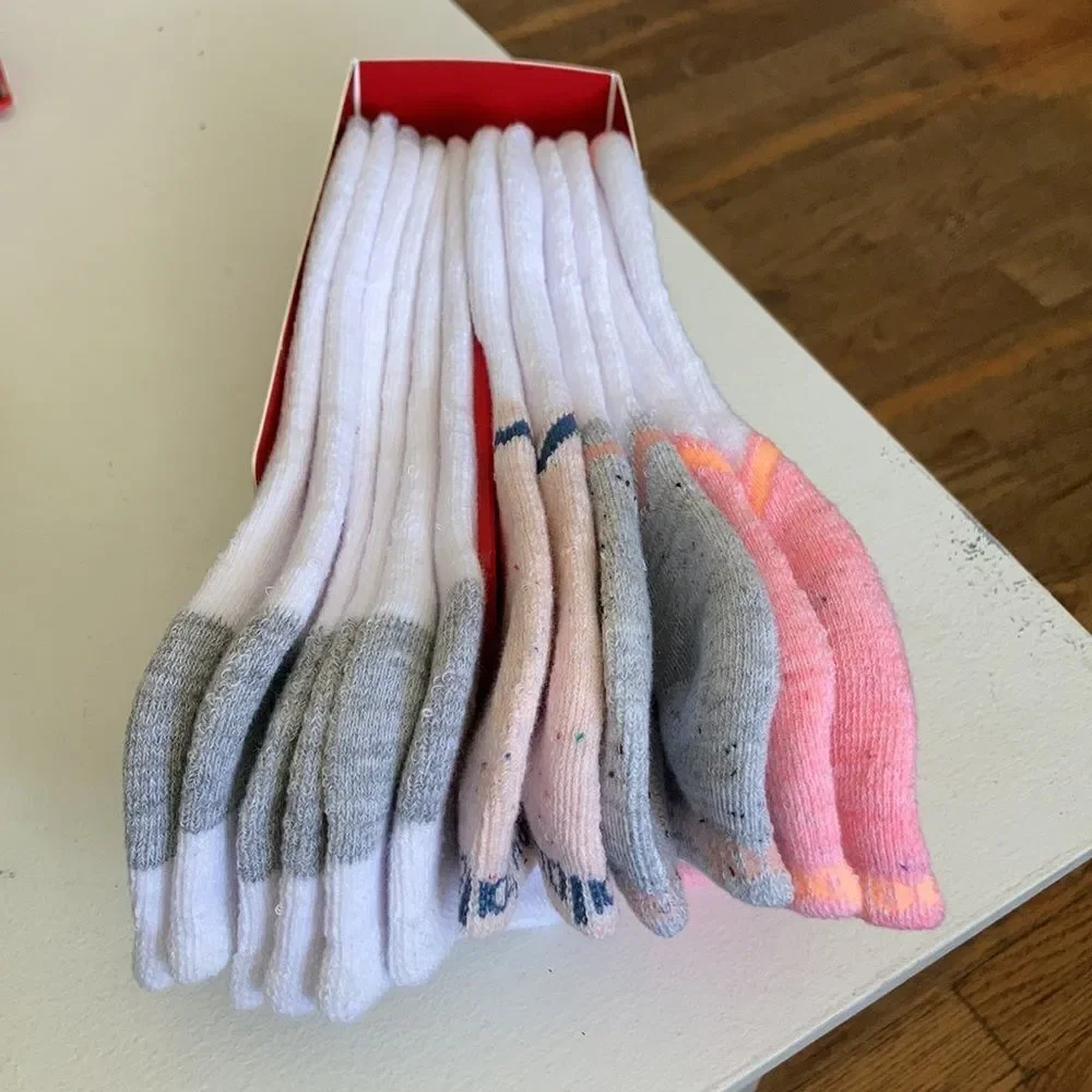 New Balance Ladies Trail Cushion Socks 6 pair